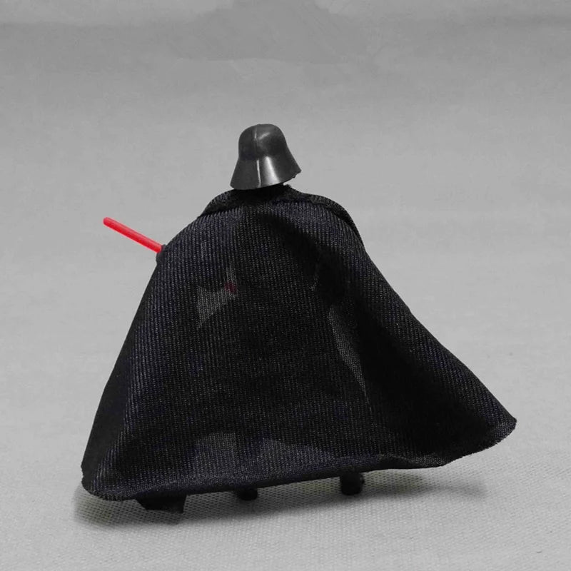 Boneco Darth Vader Sabre de Luz Articulado Star Wars Action Figure